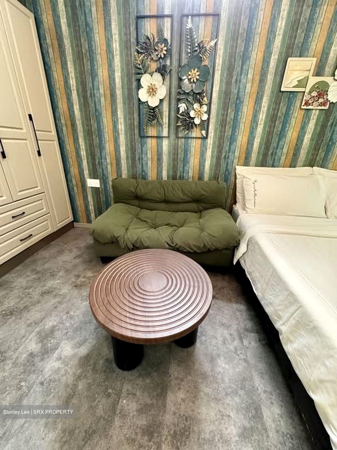 Mugliston Road (D15), Terrace #566342461